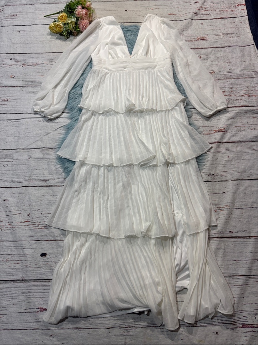 NWT Lulus Graceful Finesse White Pleated Long Sleeve Maxi Dress - Picture 2 of 9